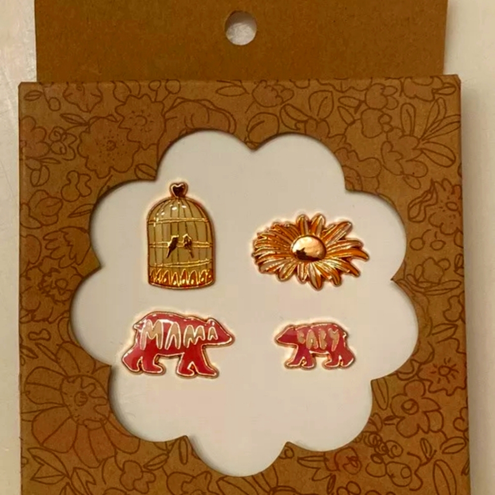 NEW Macys 4-Pc Birdcage, Flower, Mama & Baby Bear Enamel Pin Set